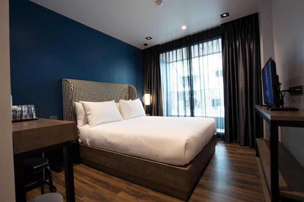 เดอะ เฮ้าส์ ประตูน้ำ Hotel กรุงเทพมหานคร ภายนอก รูปภาพ