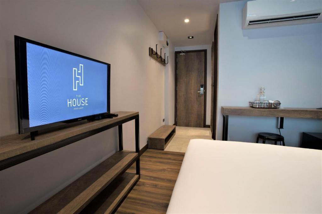 เดอะ เฮ้าส์ ประตูน้ำ Hotel กรุงเทพมหานคร ภายนอก รูปภาพ