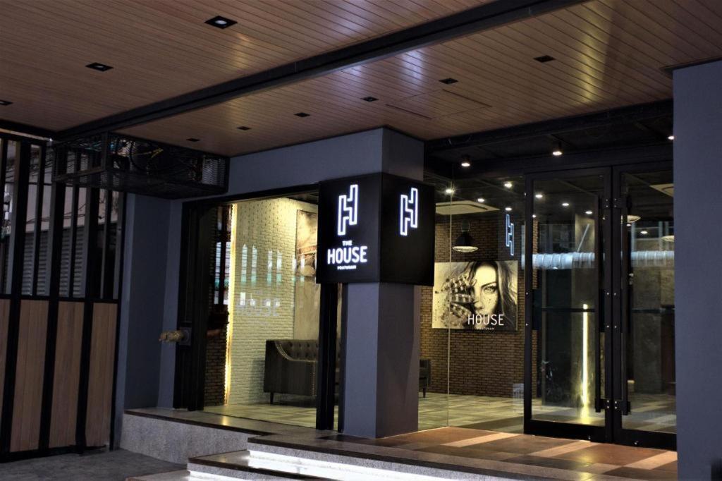 เดอะ เฮ้าส์ ประตูน้ำ Hotel กรุงเทพมหานคร ภายนอก รูปภาพ