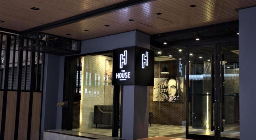 เดอะ เฮ้าส์ ประตูน้ำ Hotel กรุงเทพมหานคร ภายนอก รูปภาพ
